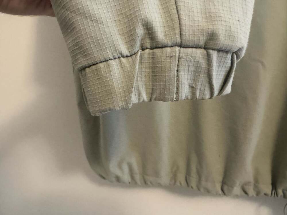 Alo Yoga Ripstop 1/4 Zip On-Set Jacket - Picture 7 of 13